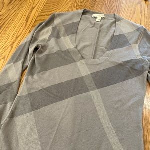 Authentic Burberry Women’s Scoop Neck Sweater. Perfect Condition. Size Small.
